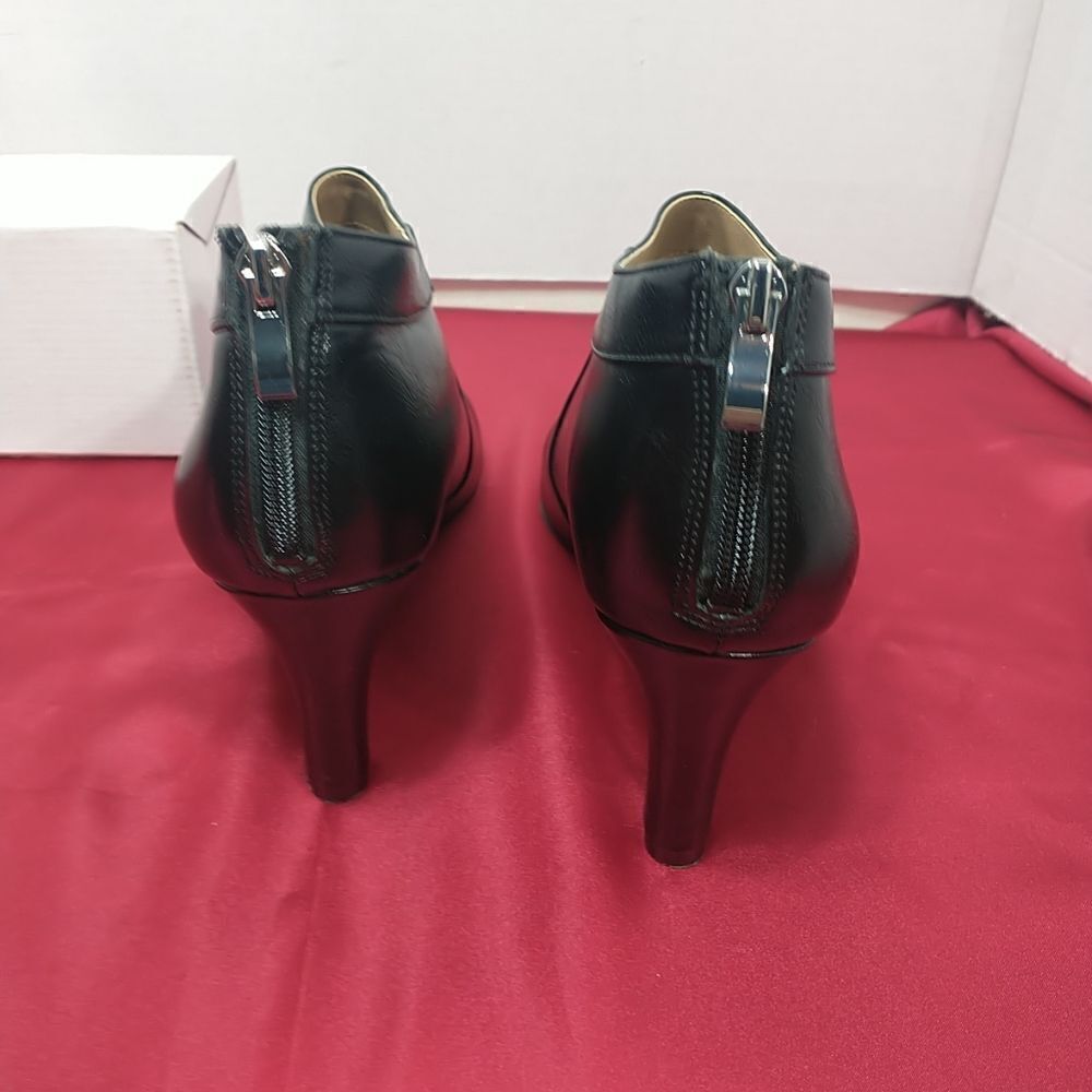 LifeStride Women's SZ 11M Georgia Ankle Boot Black . Condition is Pre-owned. - Picture 5 of 10